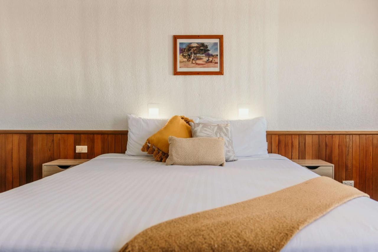 Outback Motel Mt Isa Mount Isa Exterior photo