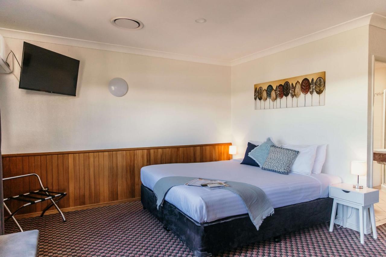 Outback Motel Mt Isa Mount Isa Exterior photo